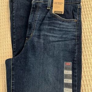 NWT Women’s Levi’s Dark Blue High Waisted Mom Relaxed Jeans, Size 31x27